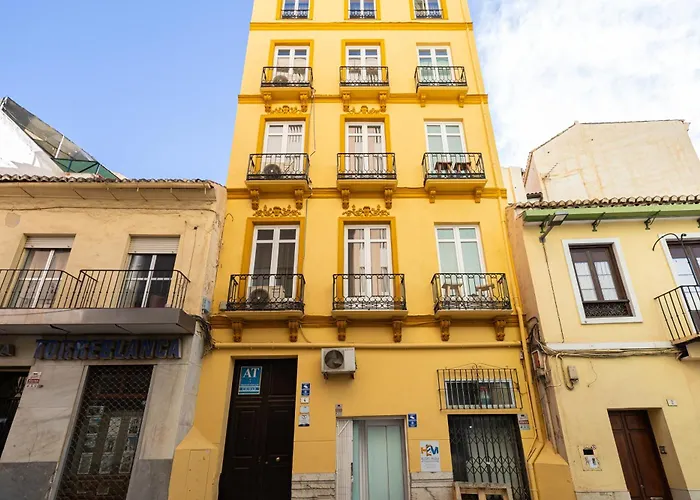 Holidays2Malaga Dos Aceras In Old Town & High Speed Wifi