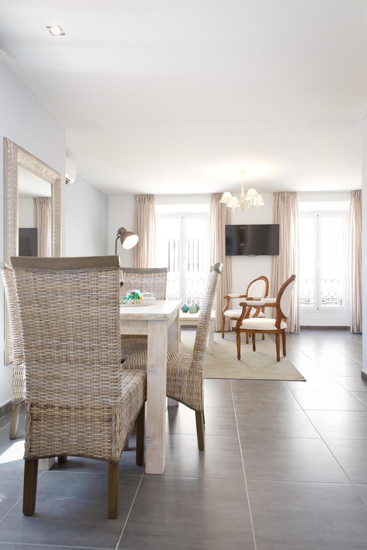 Holidays2malaga Dos Aceras In Old Town & High Speed Wifi Appartement