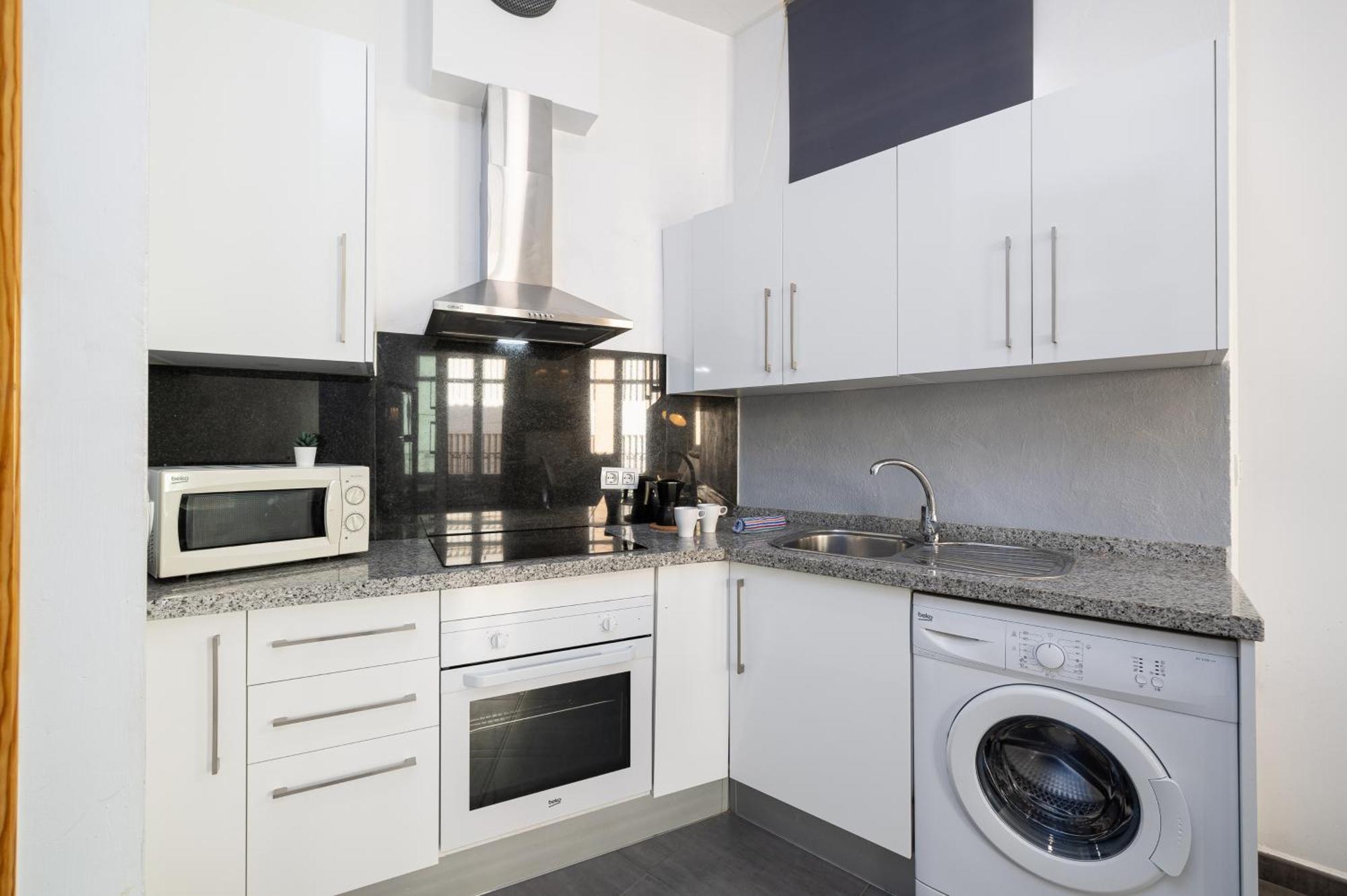 Appartement Holidays2malaga Dos Aceras In Old Town & High Speed Wifi