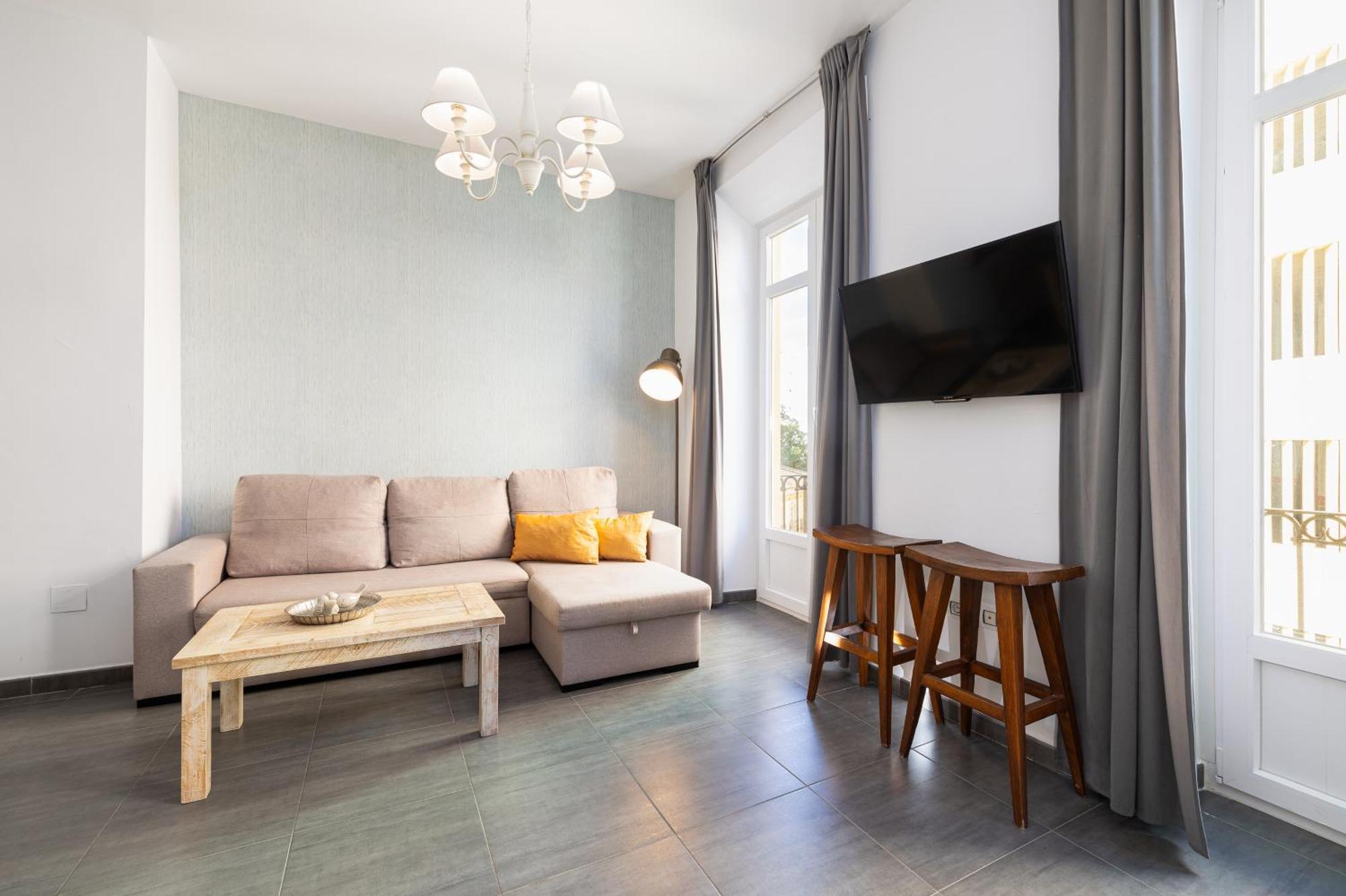 Appartement Holidays2malaga Dos Aceras In Old Town & High Speed Wifi Málaga